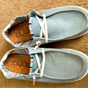Hey Dude denim size 11